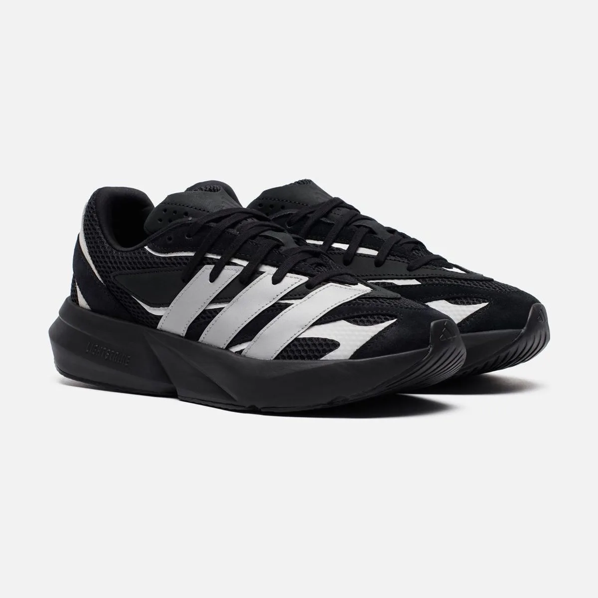 Кроссовки adidas Originals Lightblaze