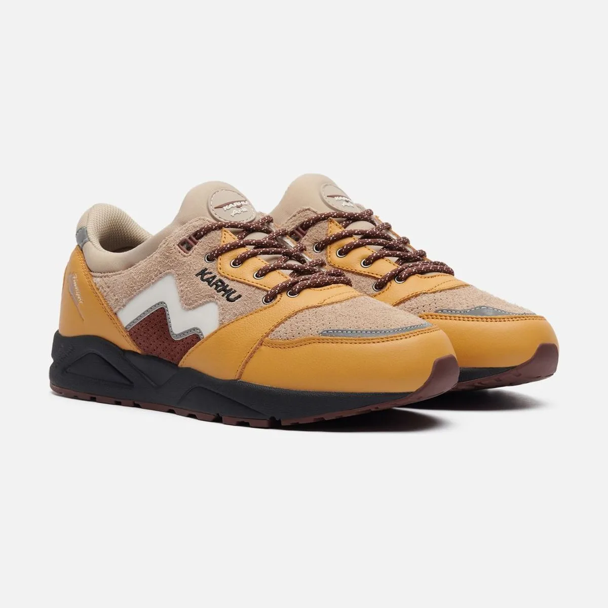 Мужские кроссовки KARHU Aria 95