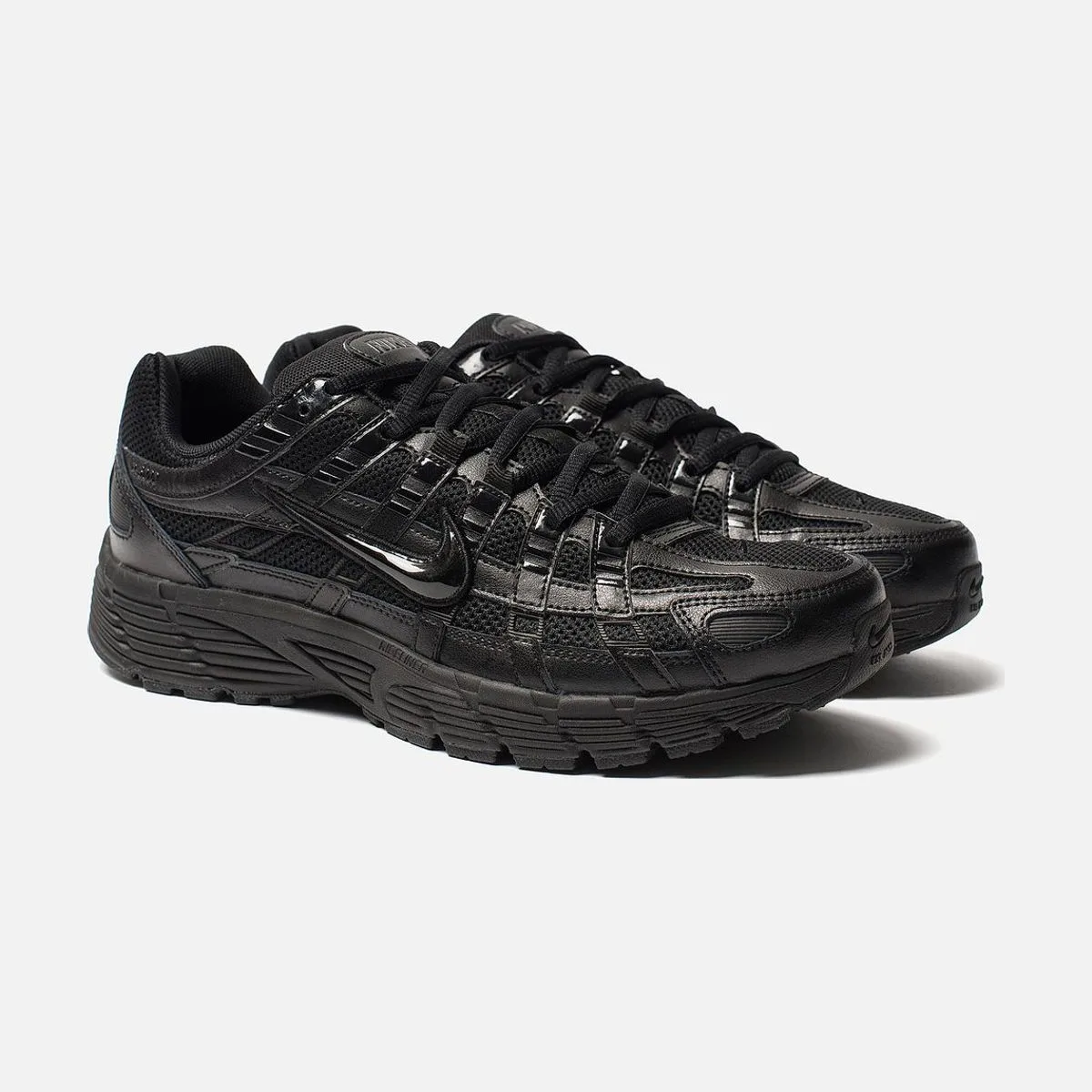Женские кроссовки Nike Wmns P-6000