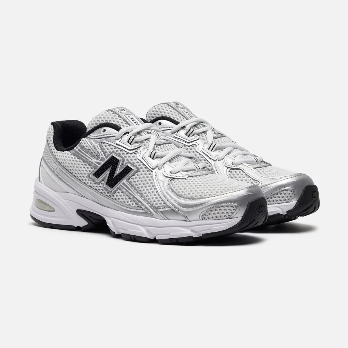 Кроссовки New Balance U740NW2