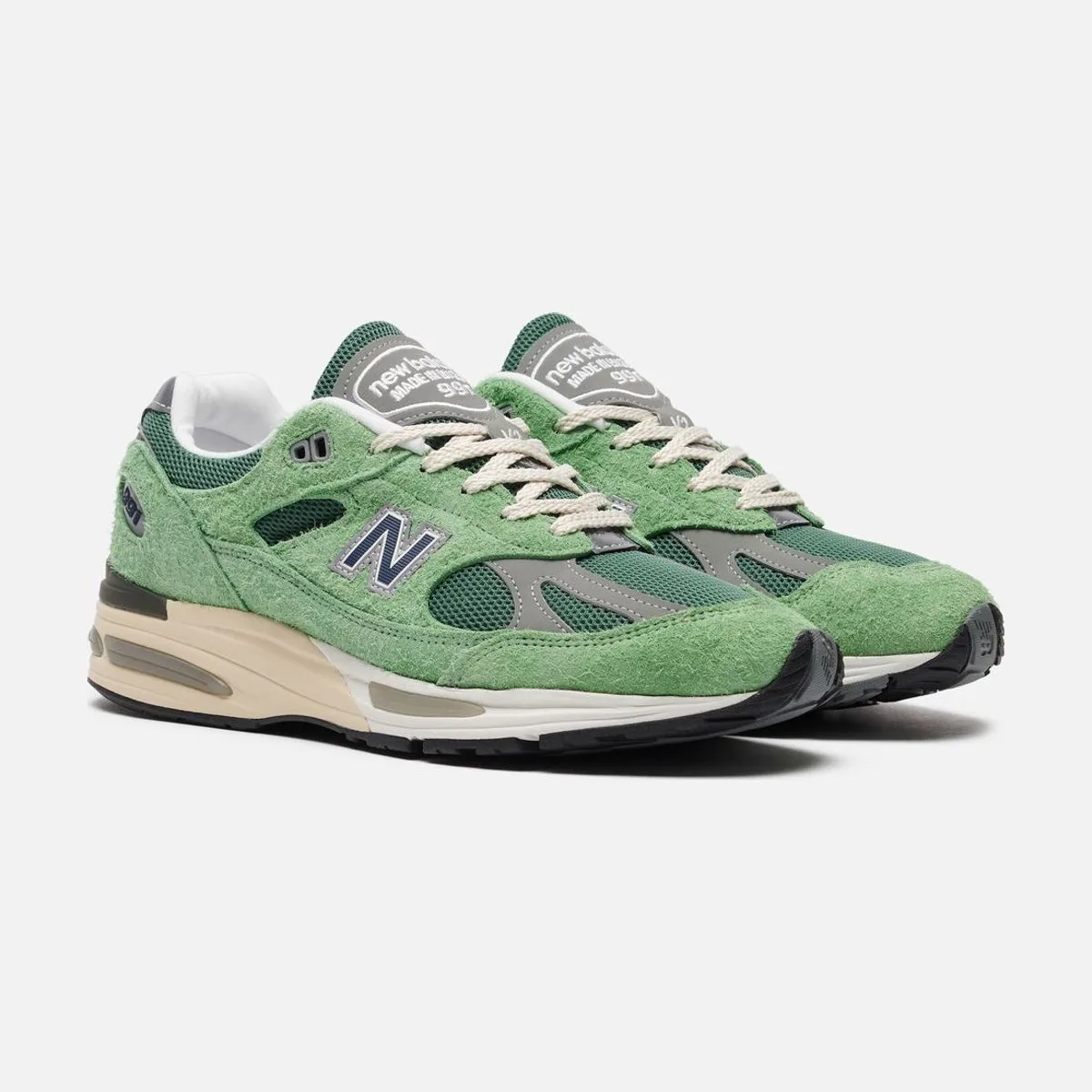 Мужские кроссовки New Balance U991GV2
