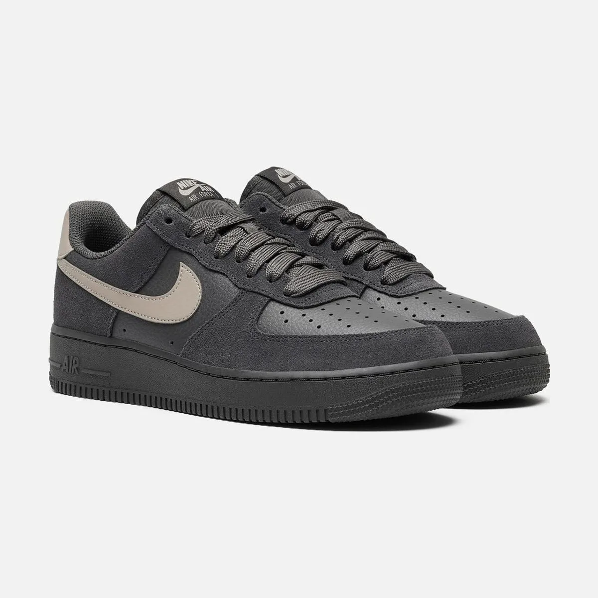 Женские кроссовки Nike Wmns Air Force 1 Low