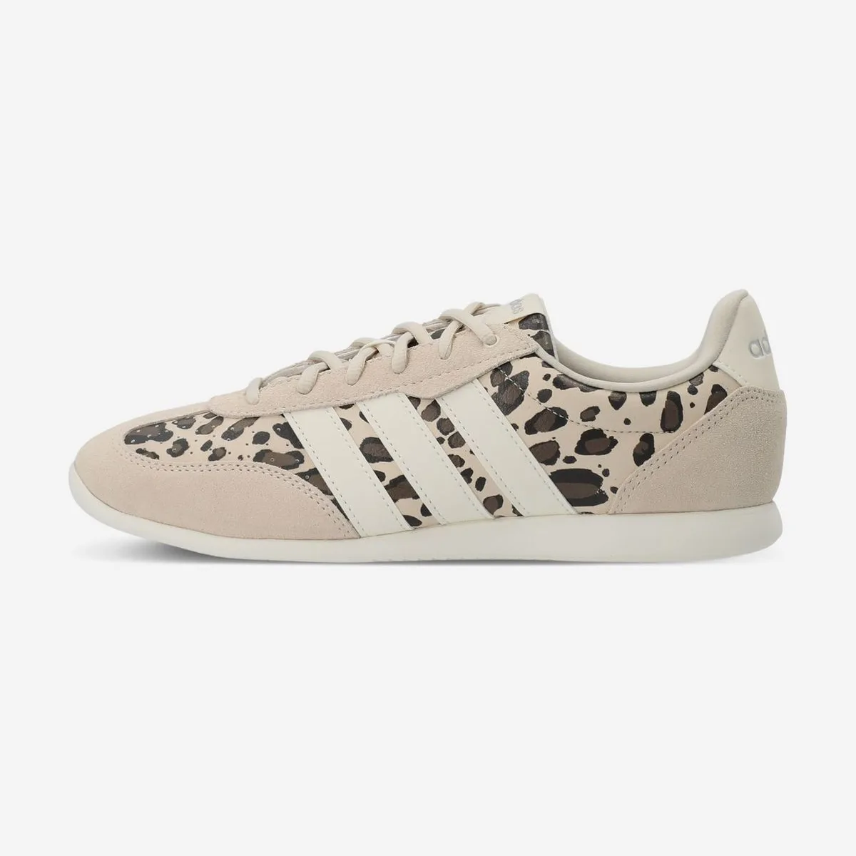 Кроссовки женские adidas Barreda Lo