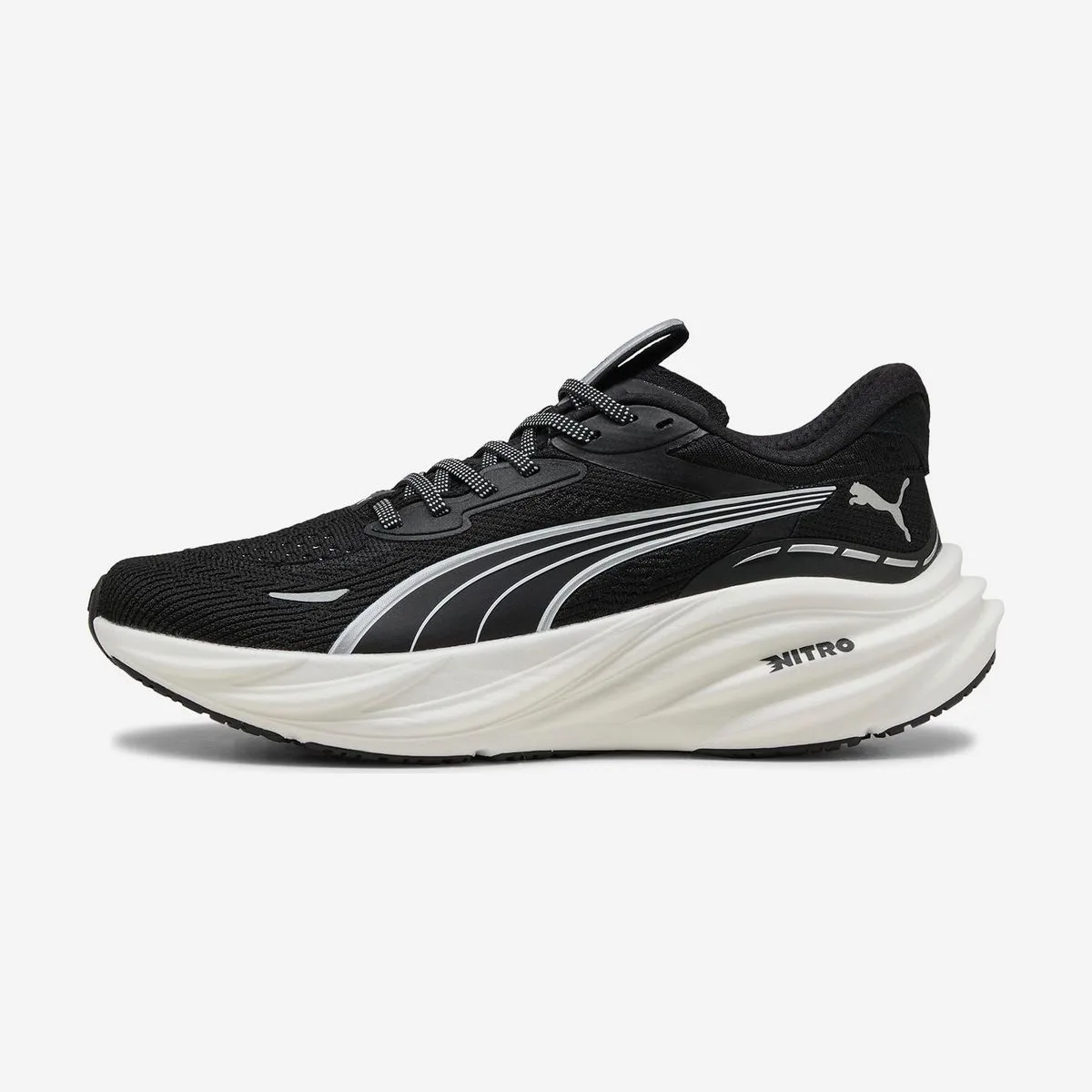Кроссовки женские PUMA Magnify Nitro 3