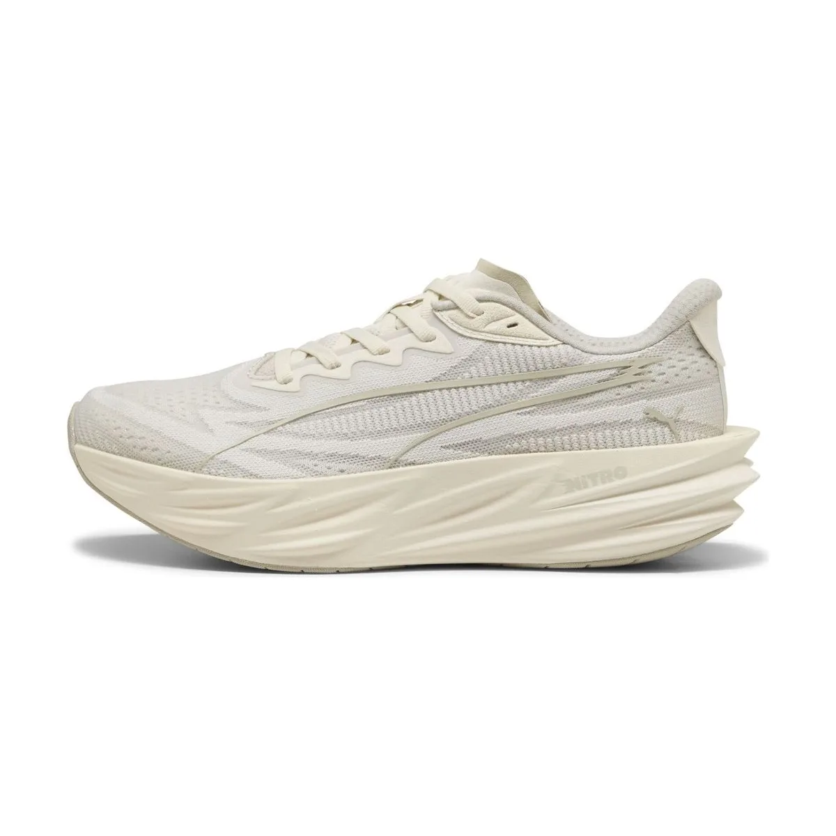 Женские кроссовки PUMA Deviate Pure NITRO