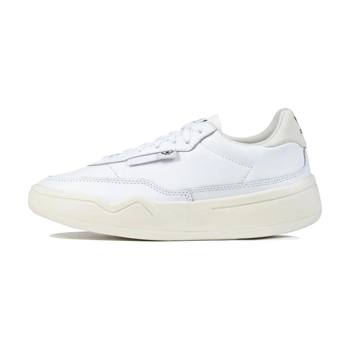 Женские кроссовки adidas Her Court