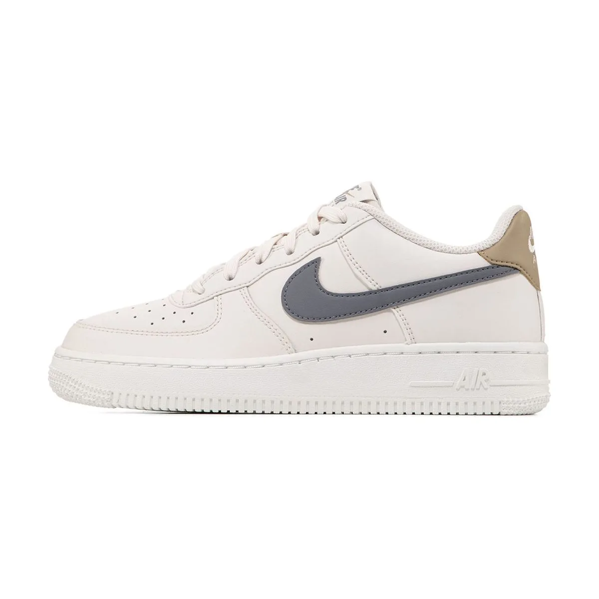 Подростковые кроссовки Nike Air Force 1