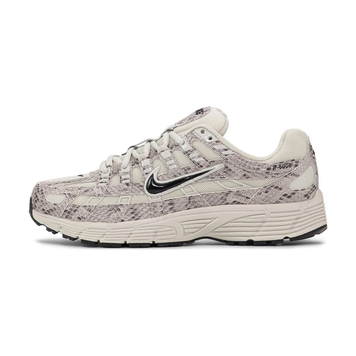 Женские кроссовки Nike P-6000 SE