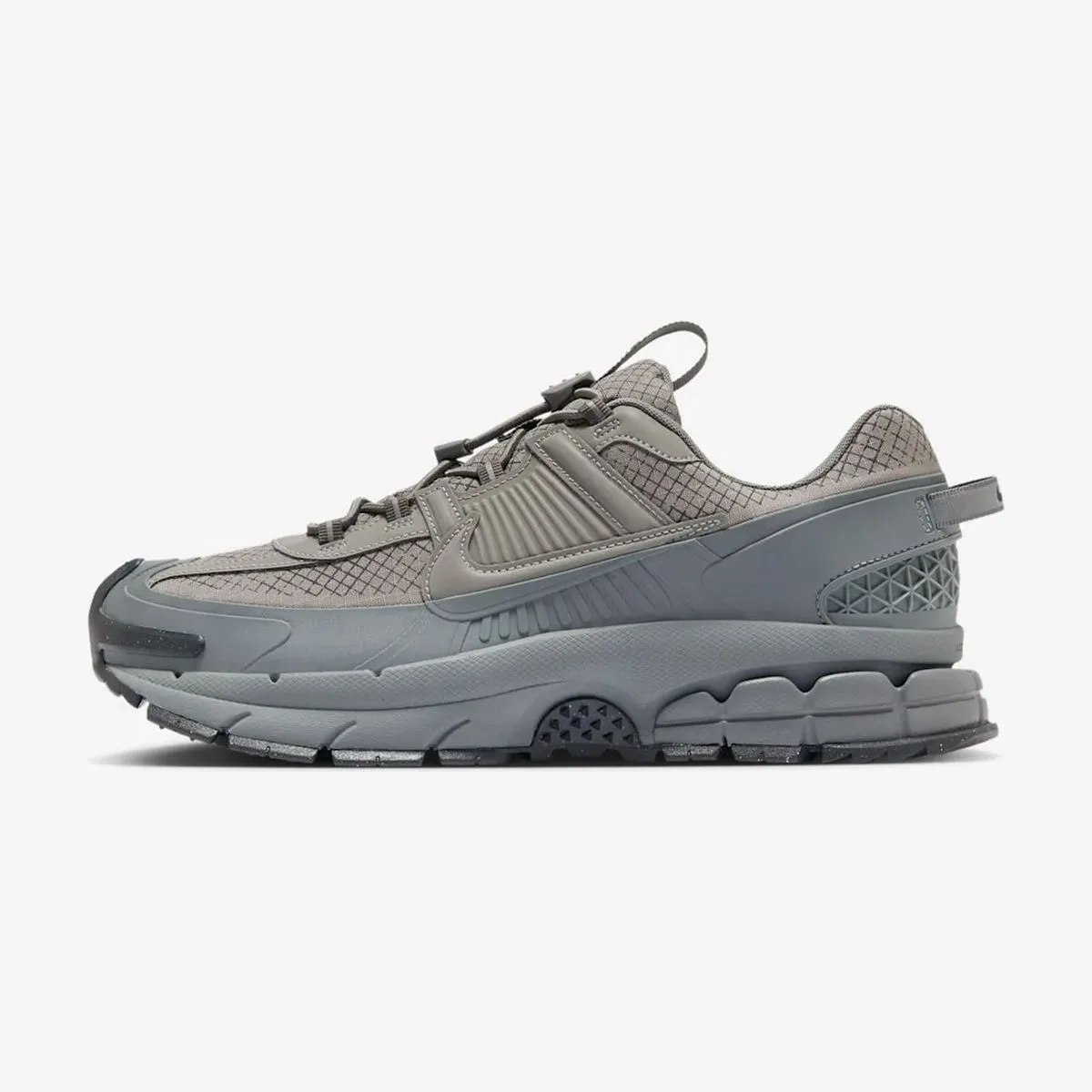 Мужские кроссовки Nike Zoom Vomero Roam