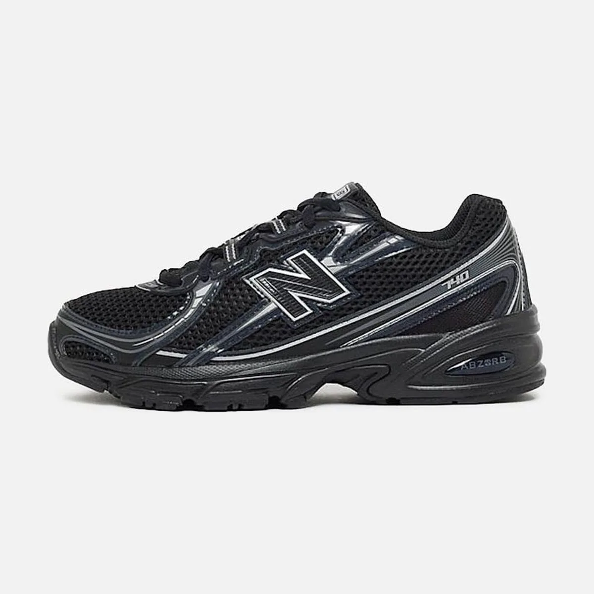 Подростковые кроссовки New Balance 740
