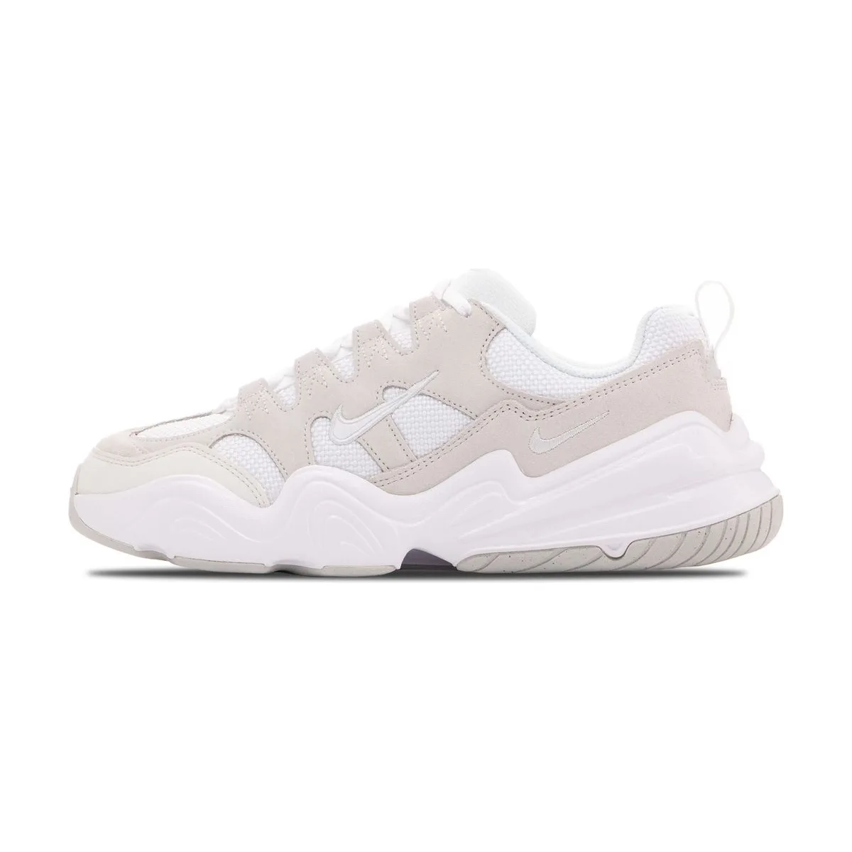 Женские кроссовки Nike Tech Hera