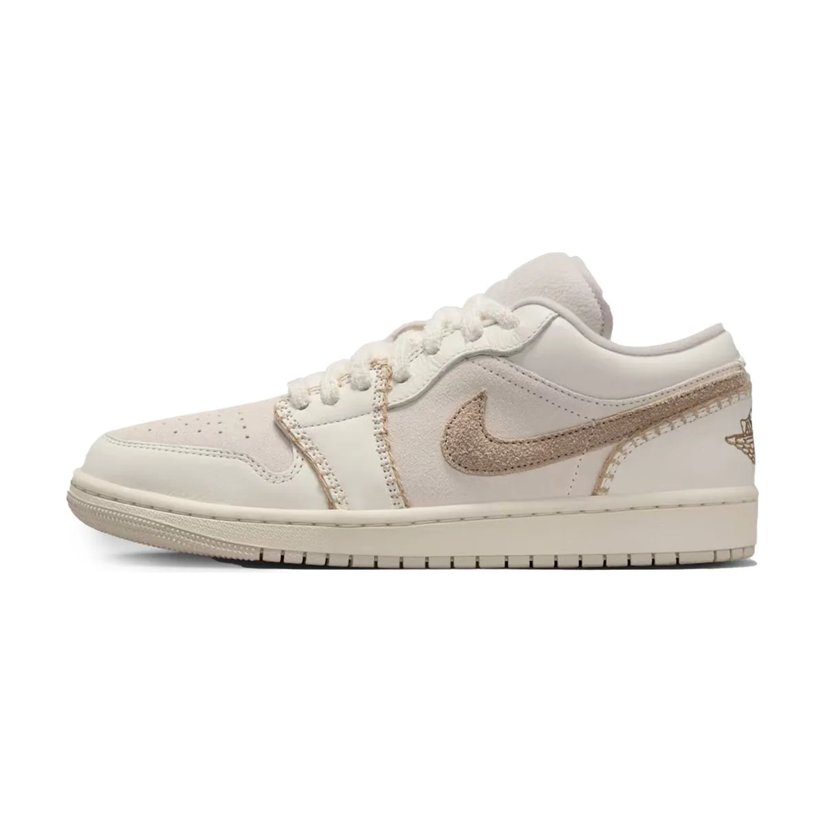 Женские кроссовки Air Jordan 1 Low SE