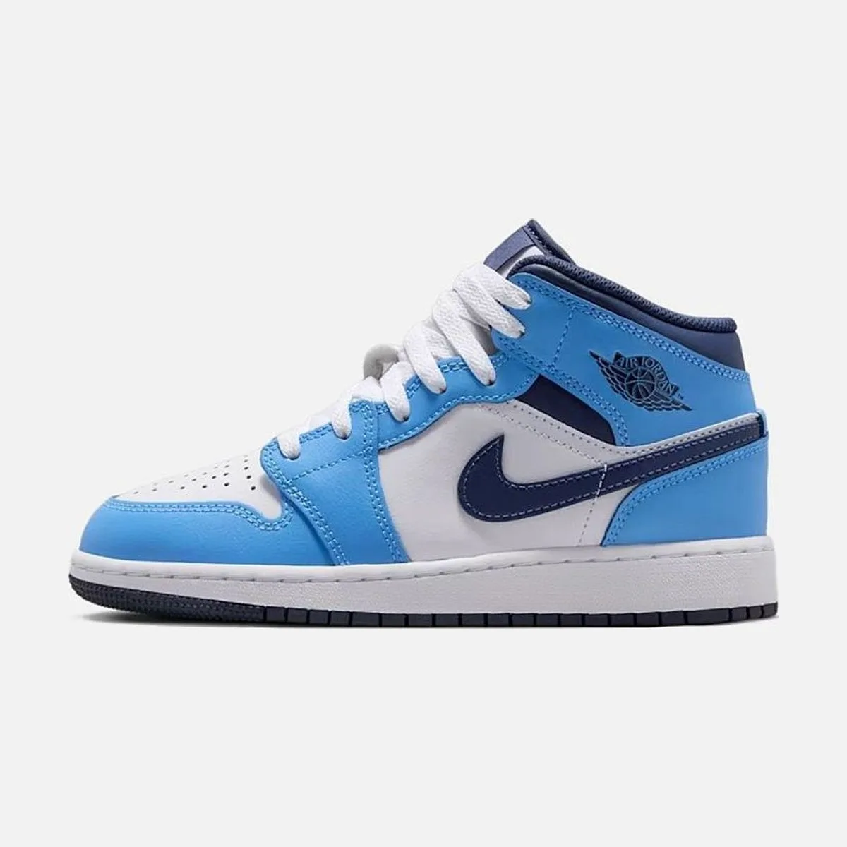 Подростковые кроссовки Air Jordan 1 Mid