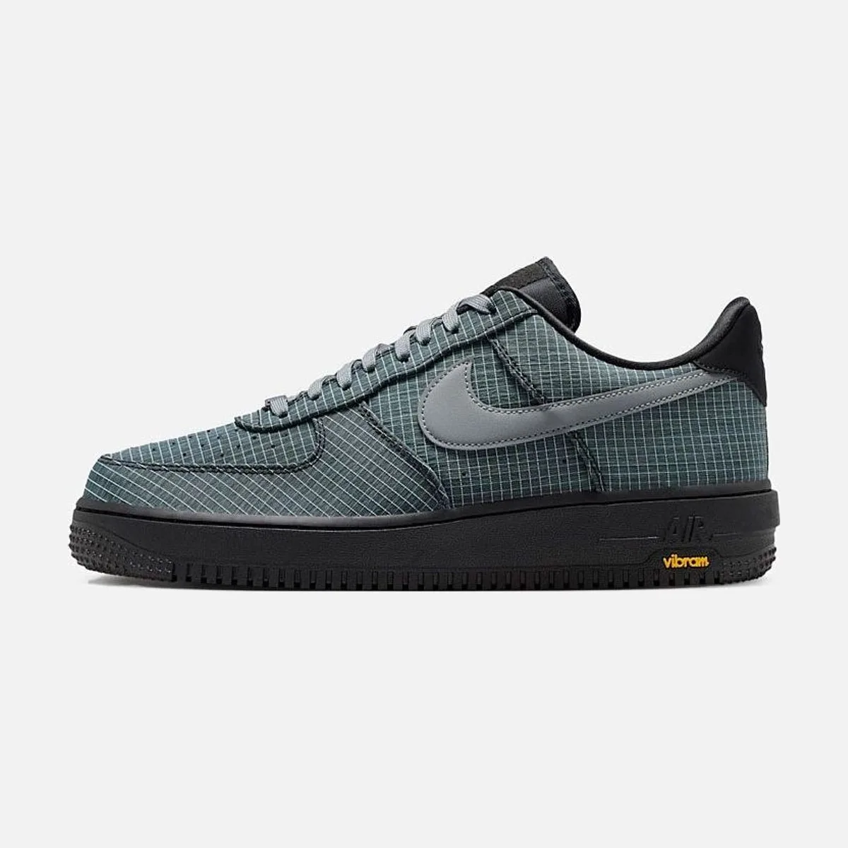 Мужские кроссовки Nike Air Force 1 '07 LX Vibram